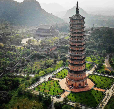 Tp.hcm - Hà Nội - Tràng An - Bái Đính - Hạ Long - Kdl Yên Tử